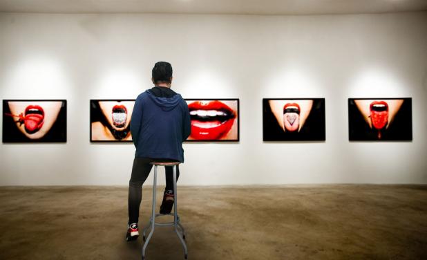 Bilderserie in einer Ausstellung